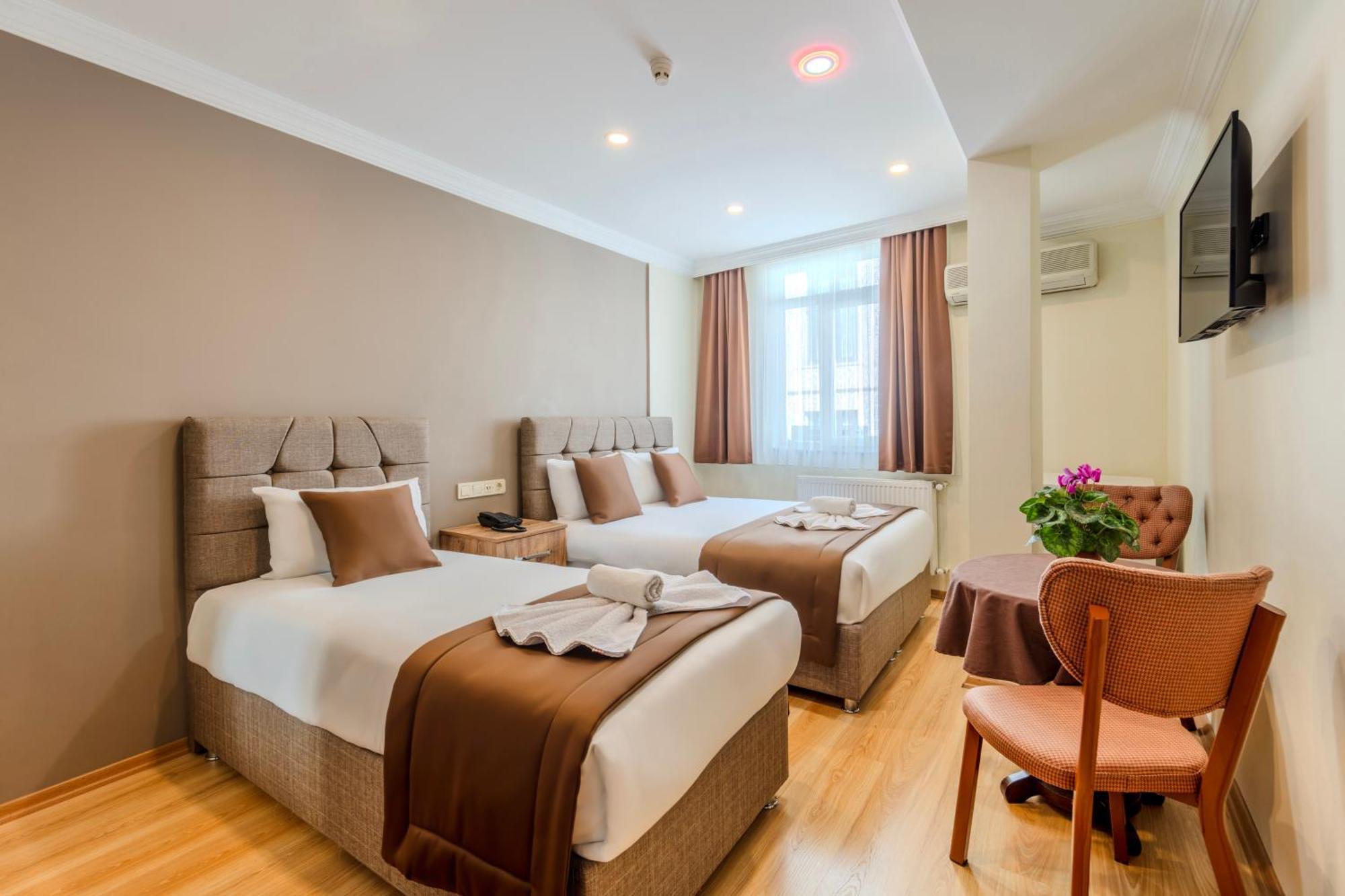 Hotel Silviya Istanbul Exterior photo