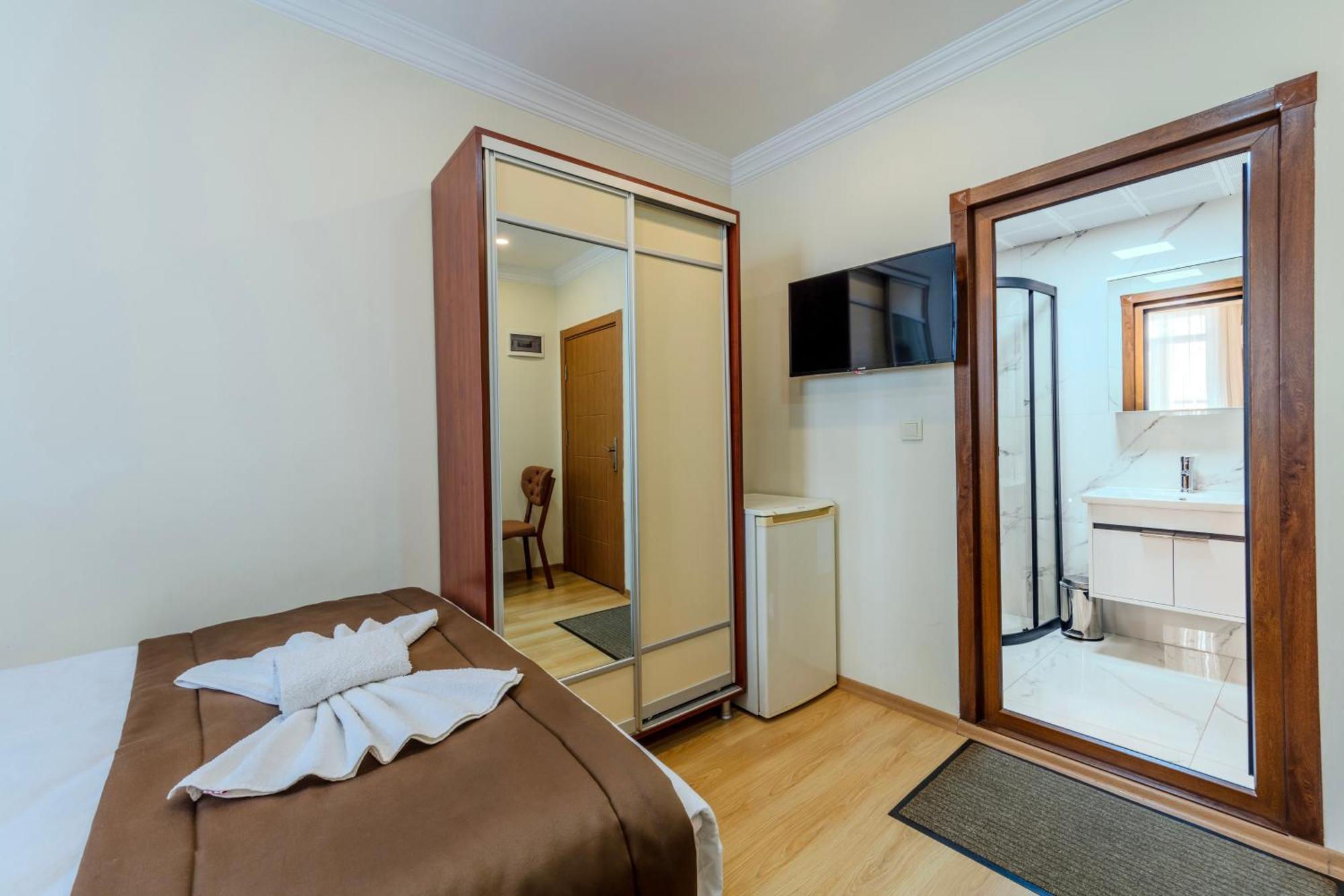 Hotel Silviya Istanbul Exterior photo