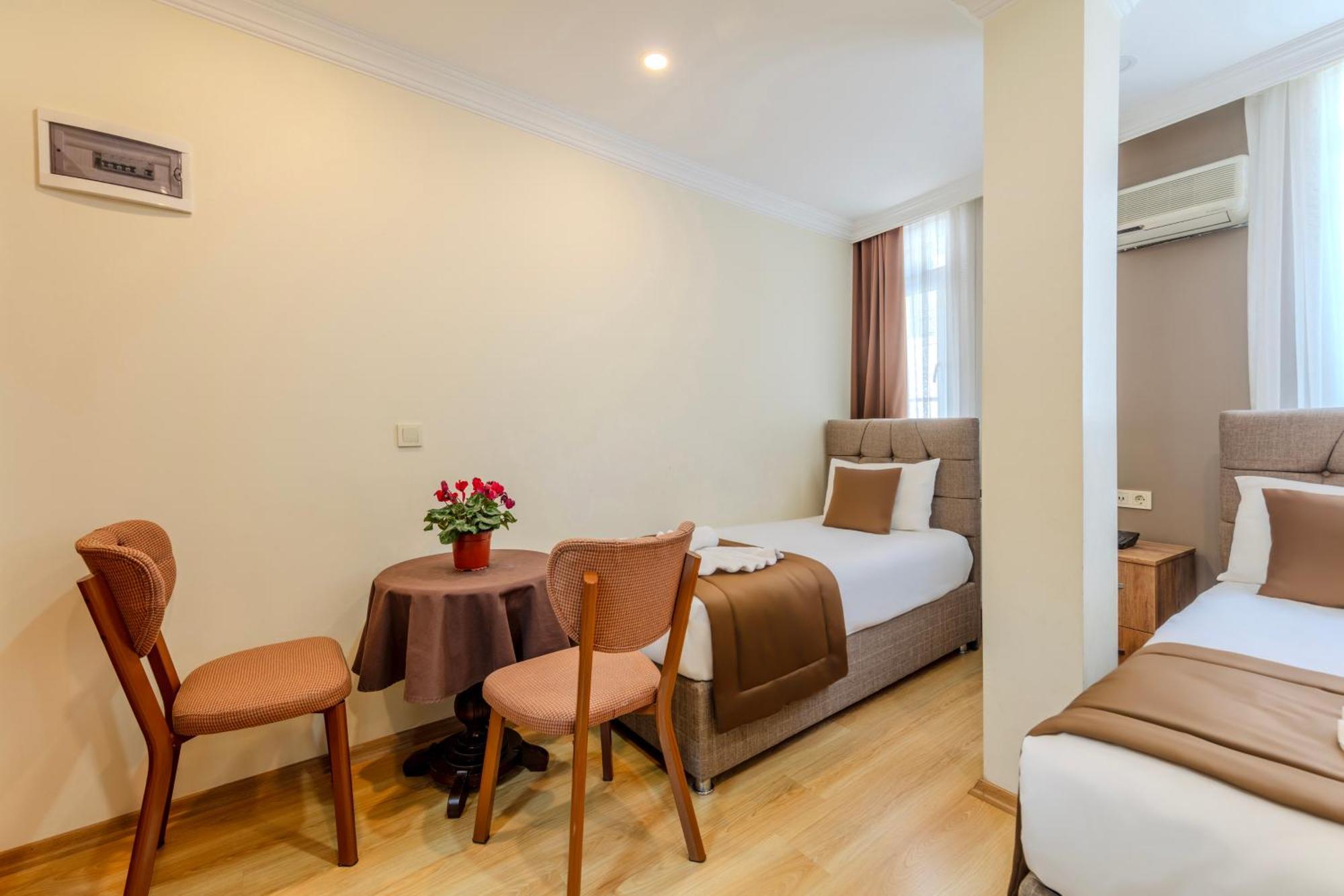 Hotel Silviya Istanbul Exterior photo