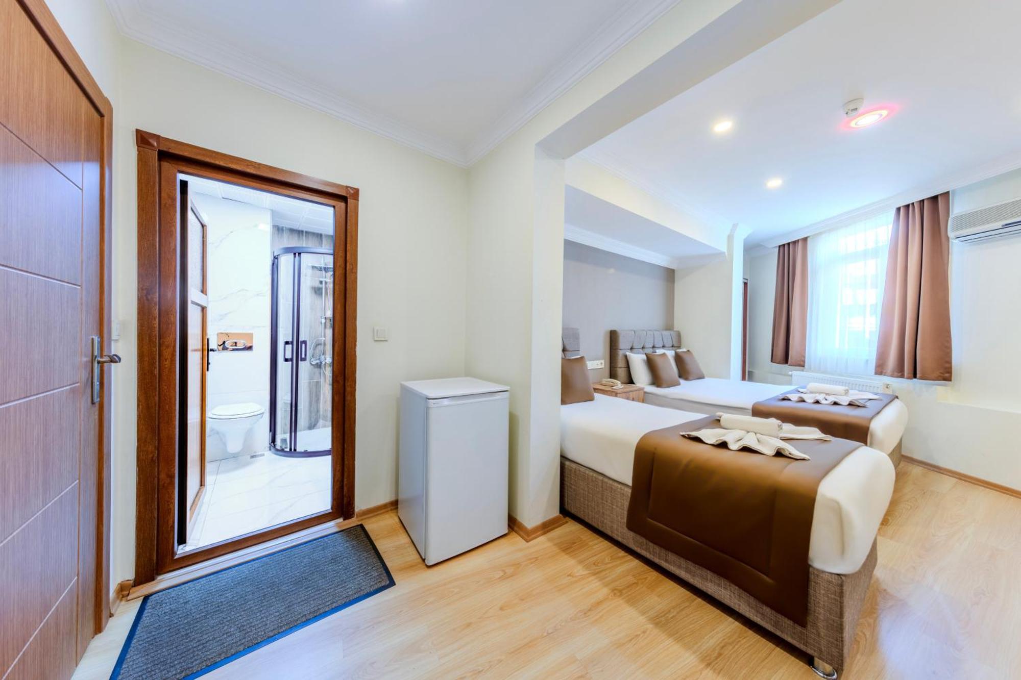 Hotel Silviya Istanbul Exterior photo
