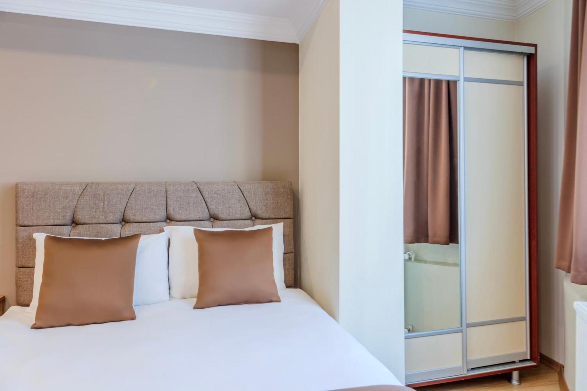 Hotel Silviya Istanbul Exterior photo