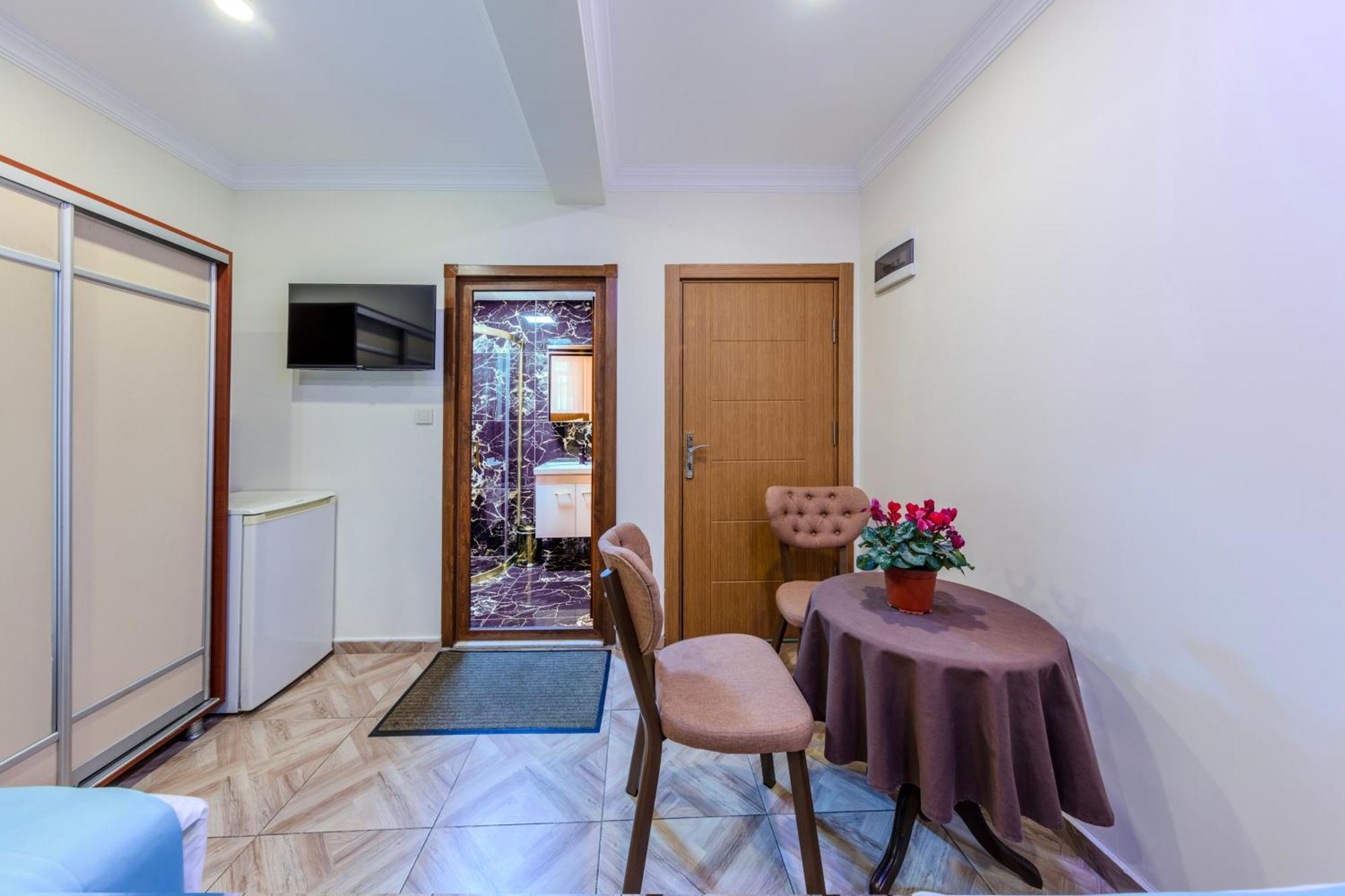 Hotel Silviya Istanbul Exterior photo