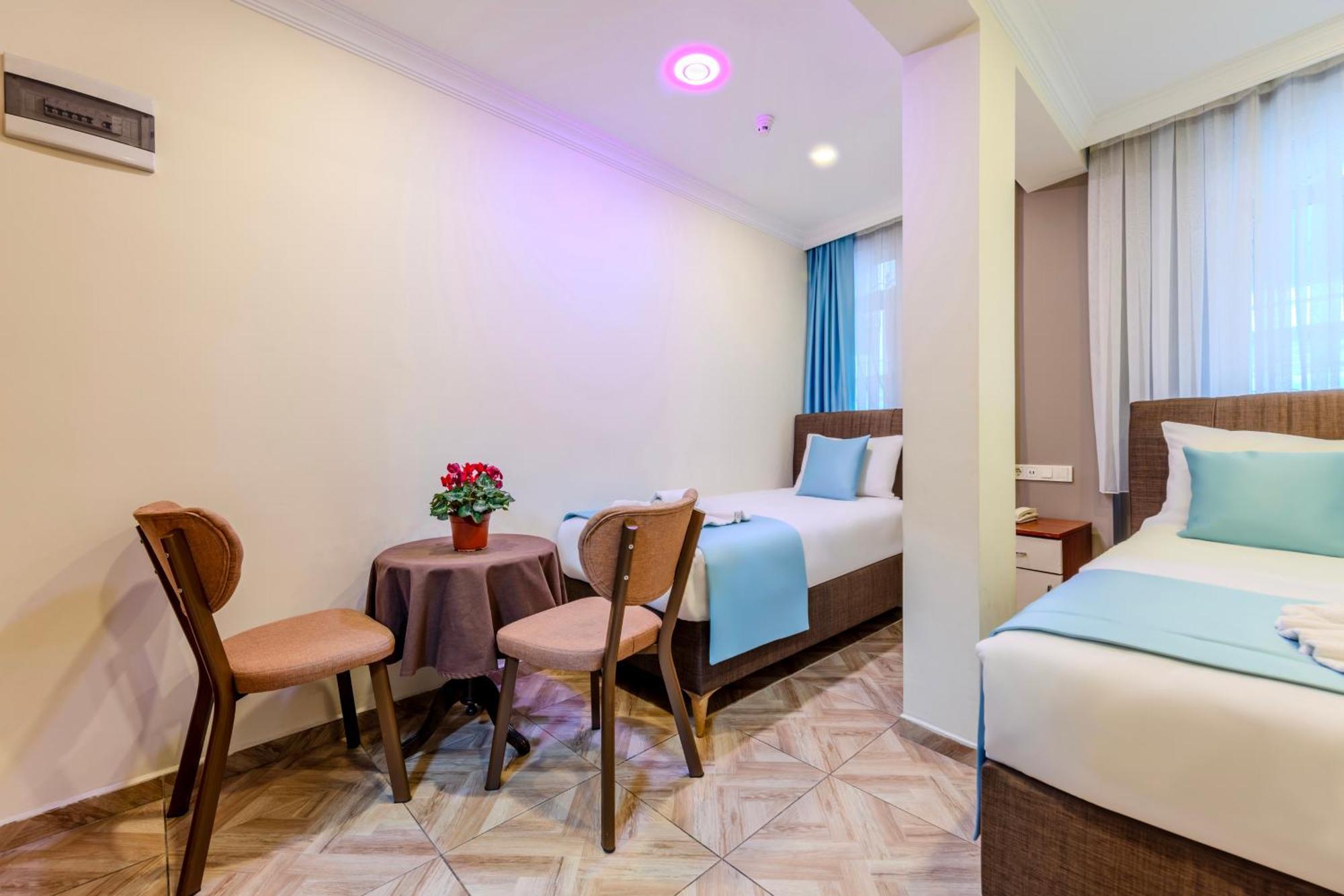 Hotel Silviya Istanbul Exterior photo