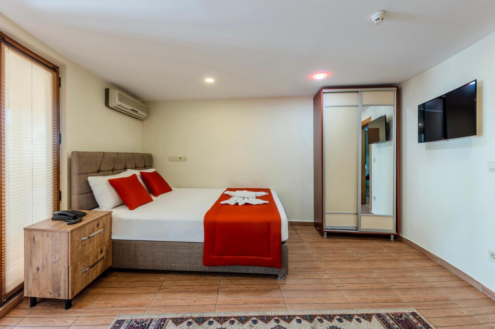 Hotel Silviya Istanbul Exterior photo